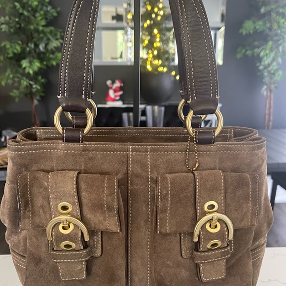 Vintage Coach Brown Suede Shoulder Bag with Gold Accents - Picture 9 of 9